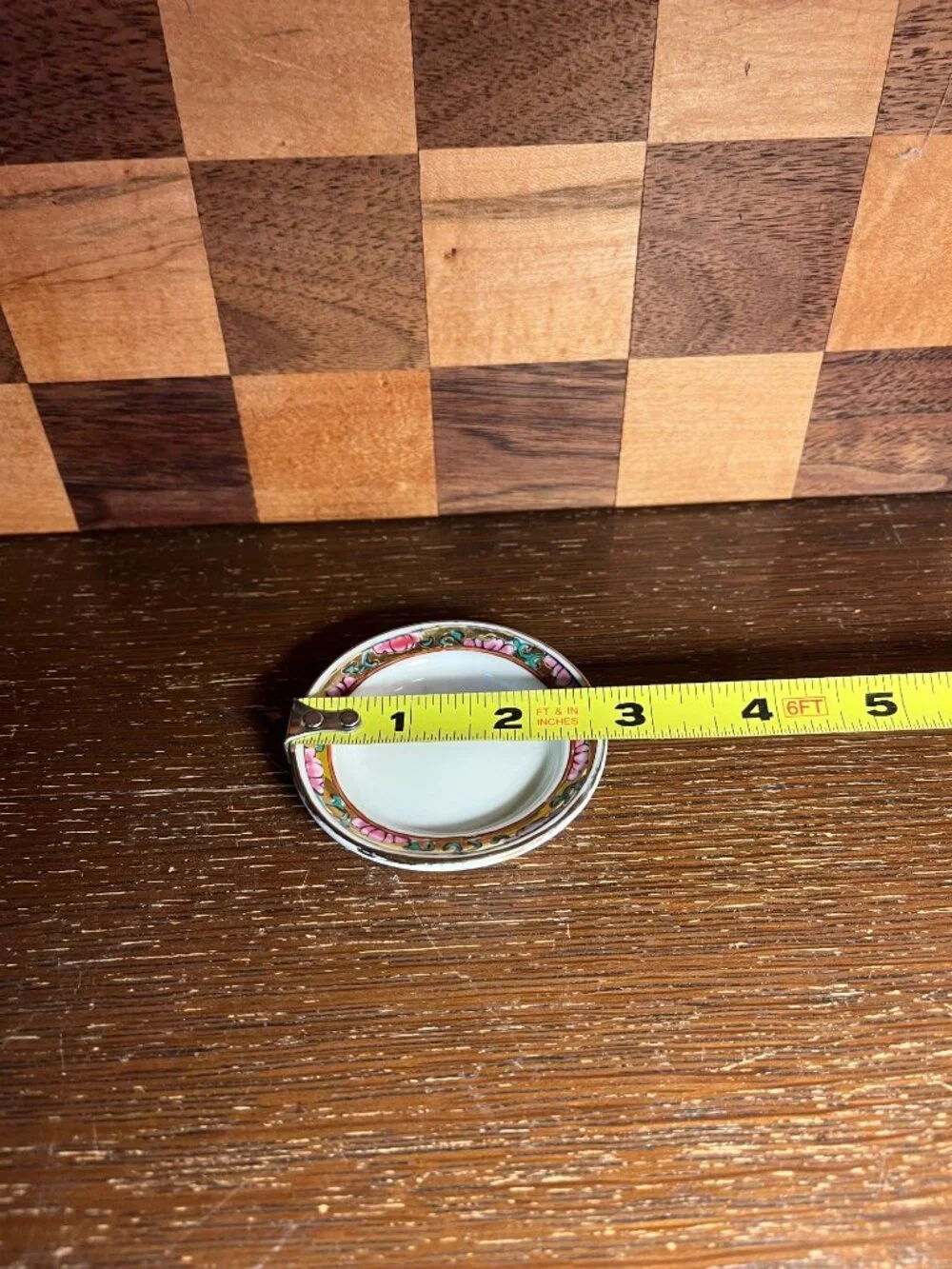 Small Butter Pat Size Chinese Dish A997